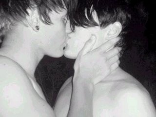 emo-boys-kissing-part-12
